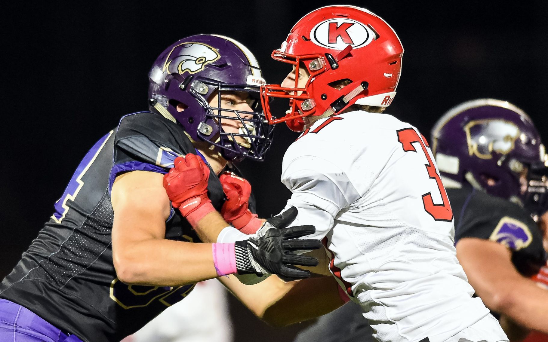 19-11-10Kirkwood@EurekaFBKemp16.JPG